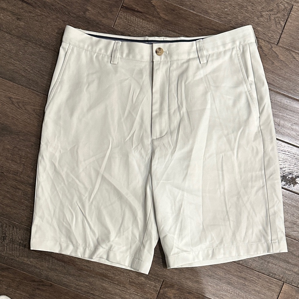 Vineyard Vines Light Tan Flat Front Shorts